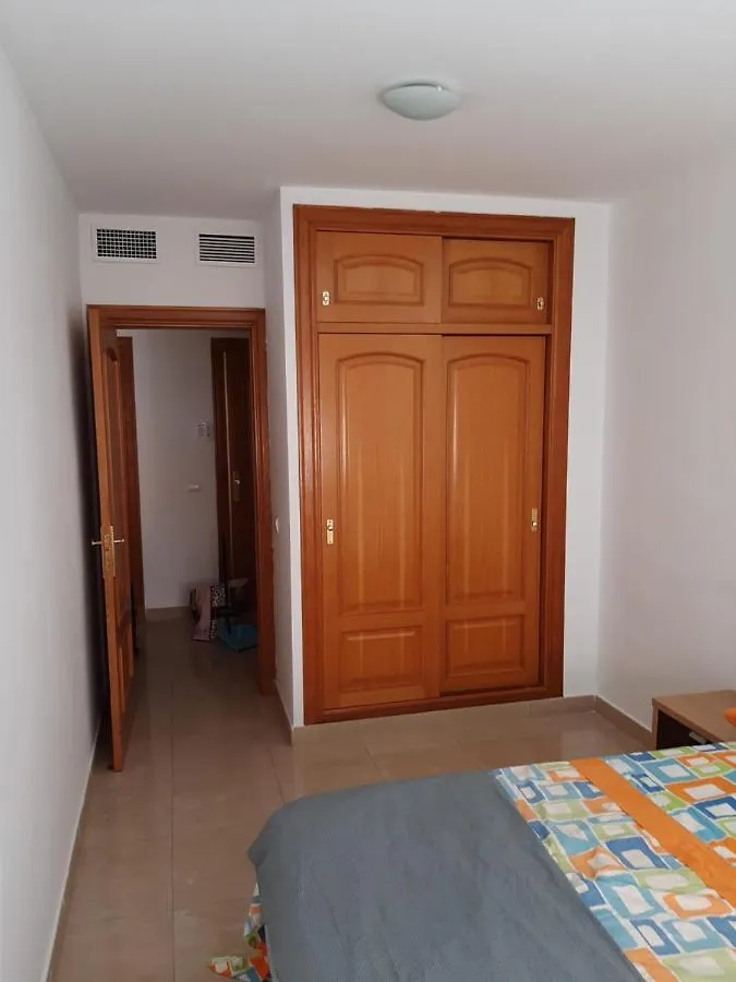 Spacious 1 Bedroom Flat In Almeria, By The Beach Apartment