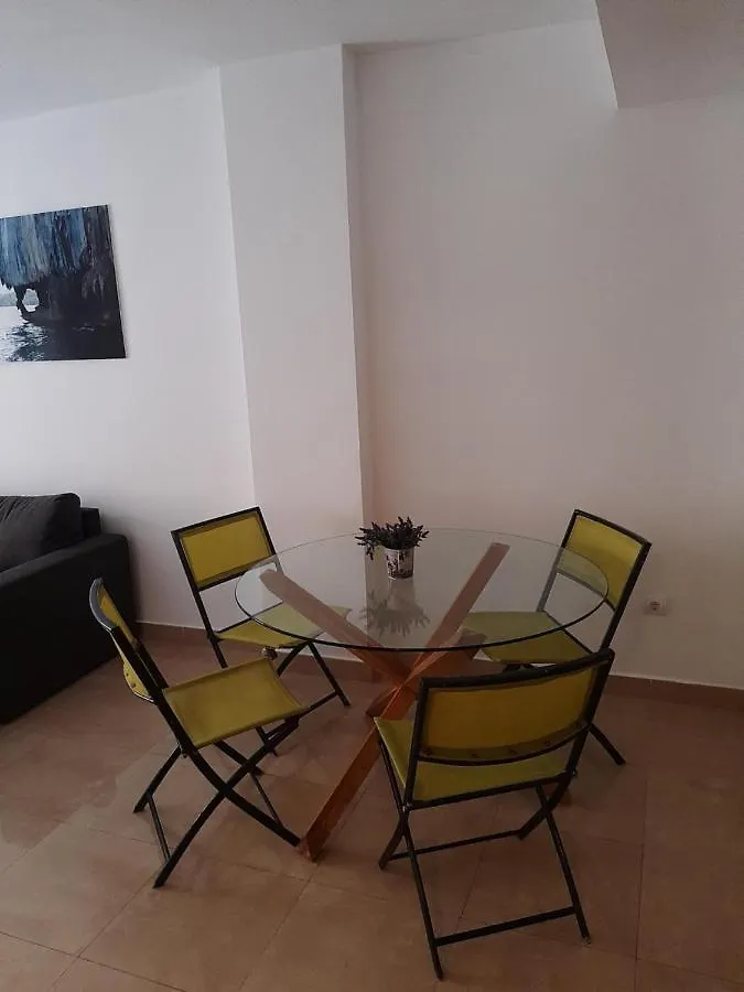 Spacious 1 Bedroom Flat In Almeria, By The Beach Almeria