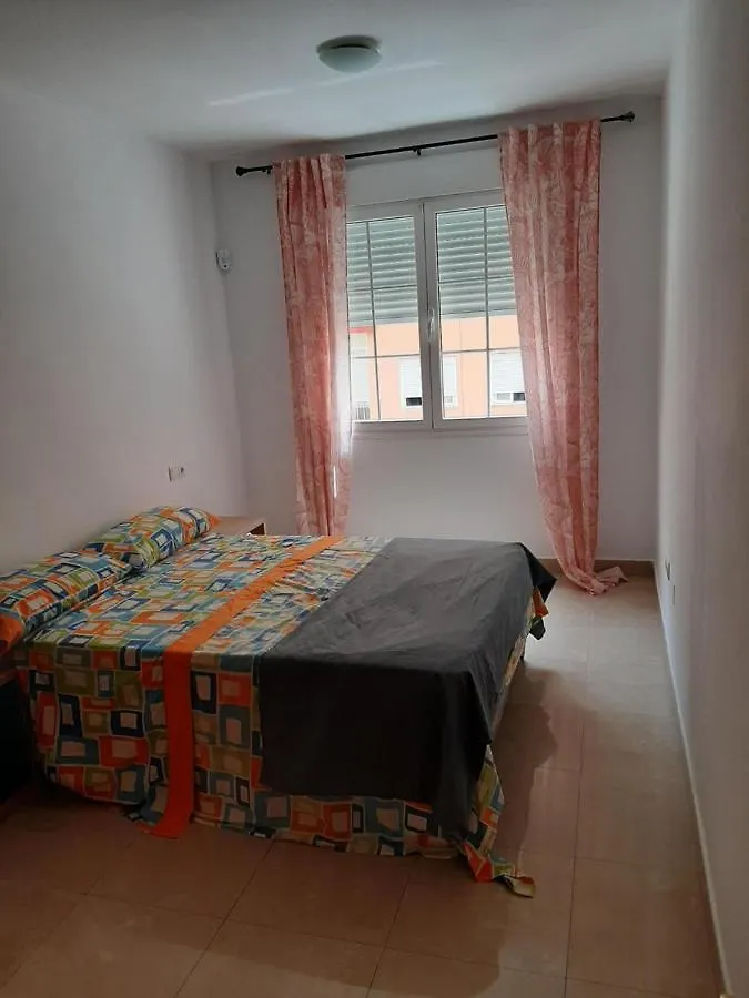 Spacious 1 Bedroom Flat In Almeria, By The Beach
